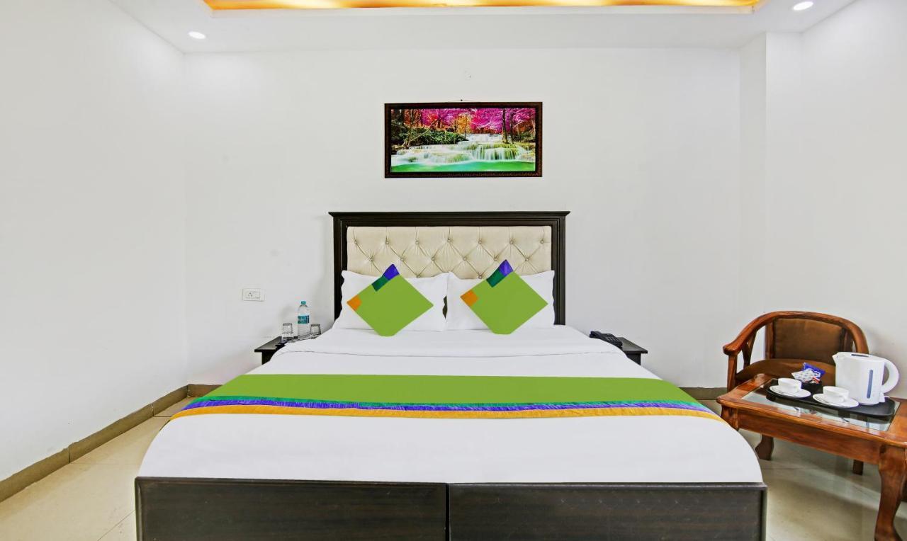 Treebo Royal Empire Adarsh Nagar, Chandigarh Hotel Exterior foto
