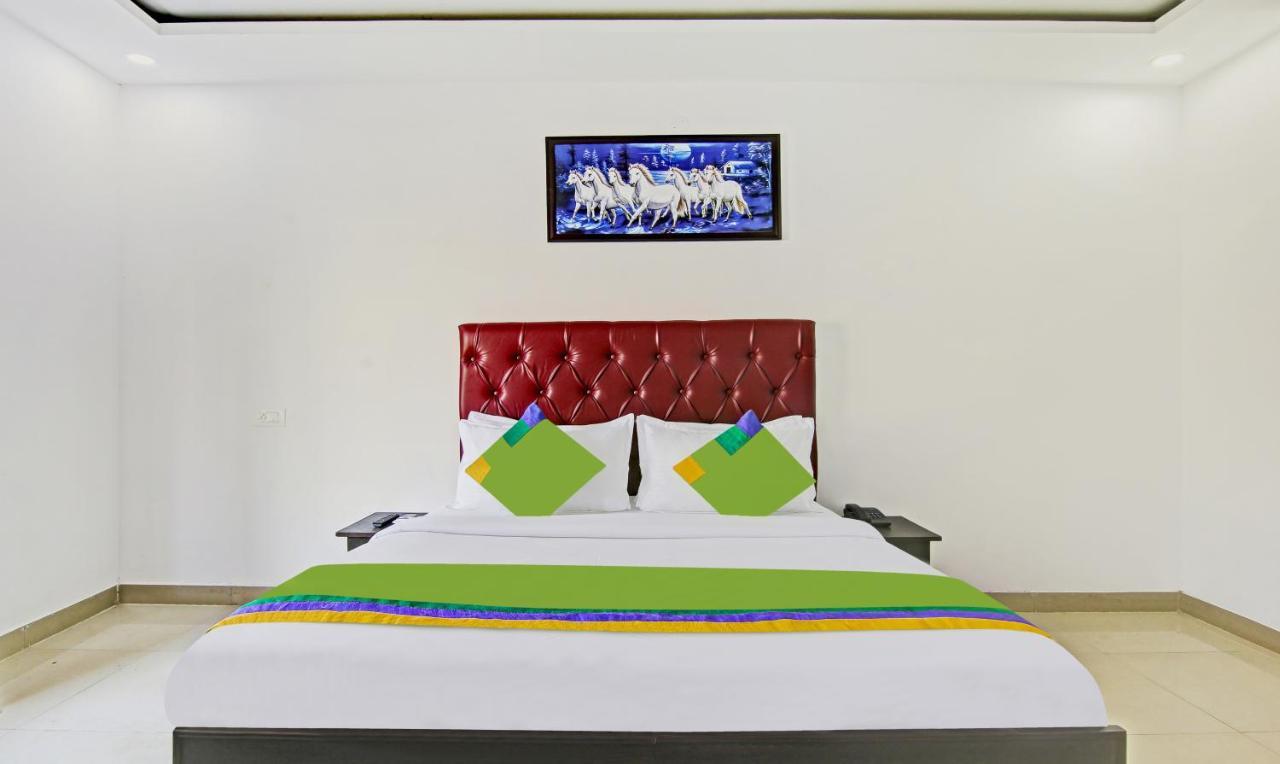 Treebo Royal Empire Adarsh Nagar, Chandigarh Hotel Exterior foto