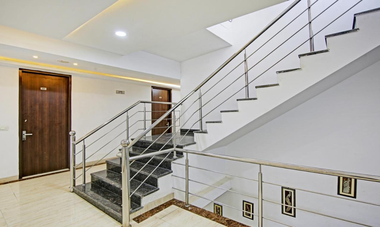 Treebo Royal Empire Adarsh Nagar, Chandigarh Hotel Exterior foto