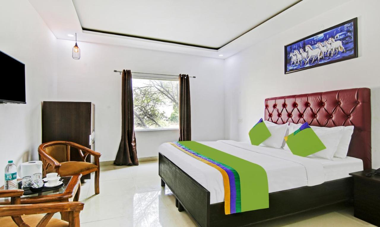 Treebo Royal Empire Adarsh Nagar, Chandigarh Hotel Exterior foto