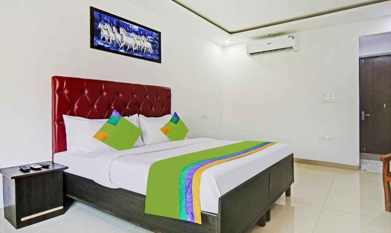 Treebo Royal Empire Adarsh Nagar, Chandigarh Hotel Exterior foto