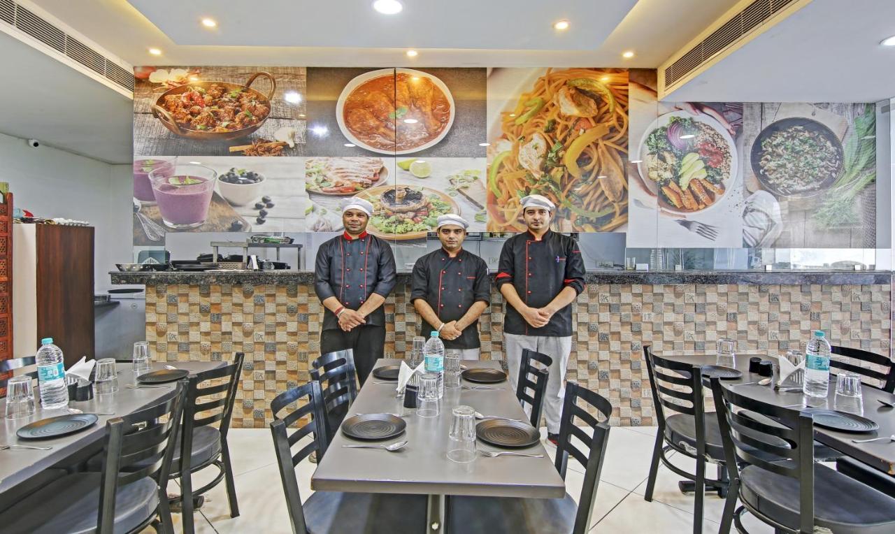Treebo Royal Empire Adarsh Nagar, Chandigarh Hotel Exterior foto